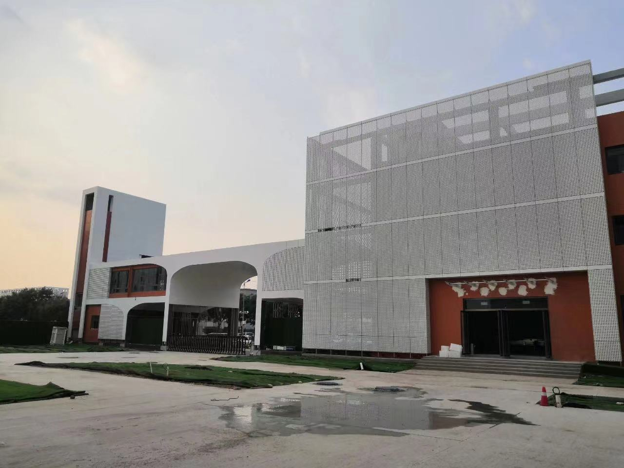 晉中(zhong)優橋(qiao)國際學(xue)院